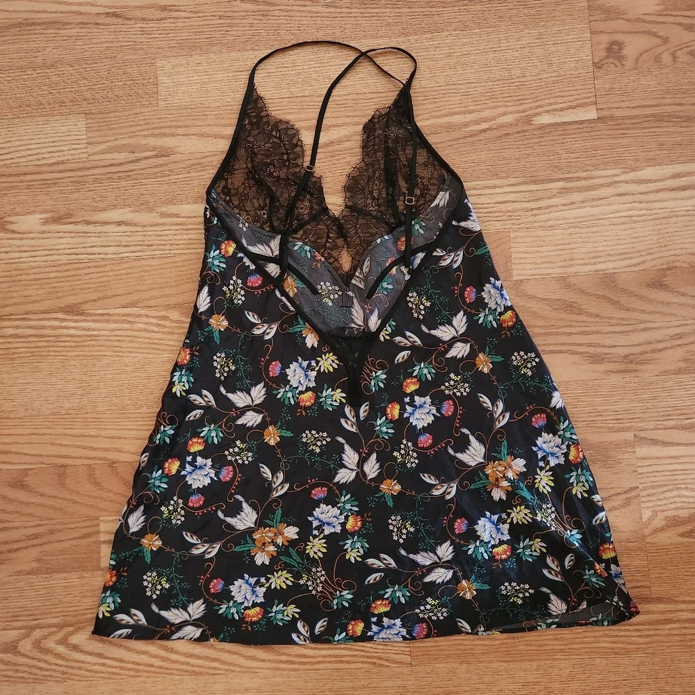 EUC 00s Victoria's Secret Floral Nightgown, Size S